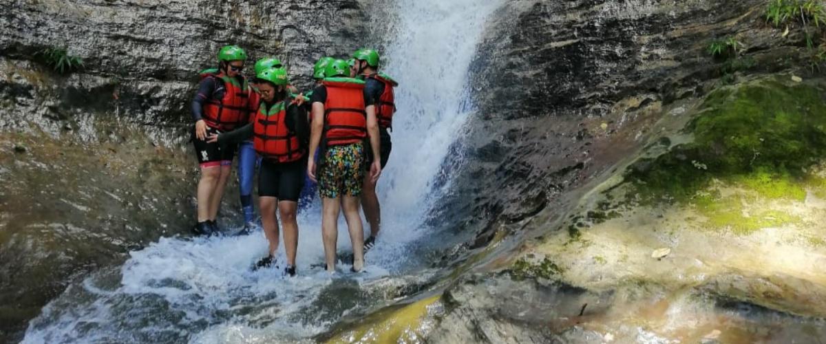 expedicion-rafting-y-tour-cascadas